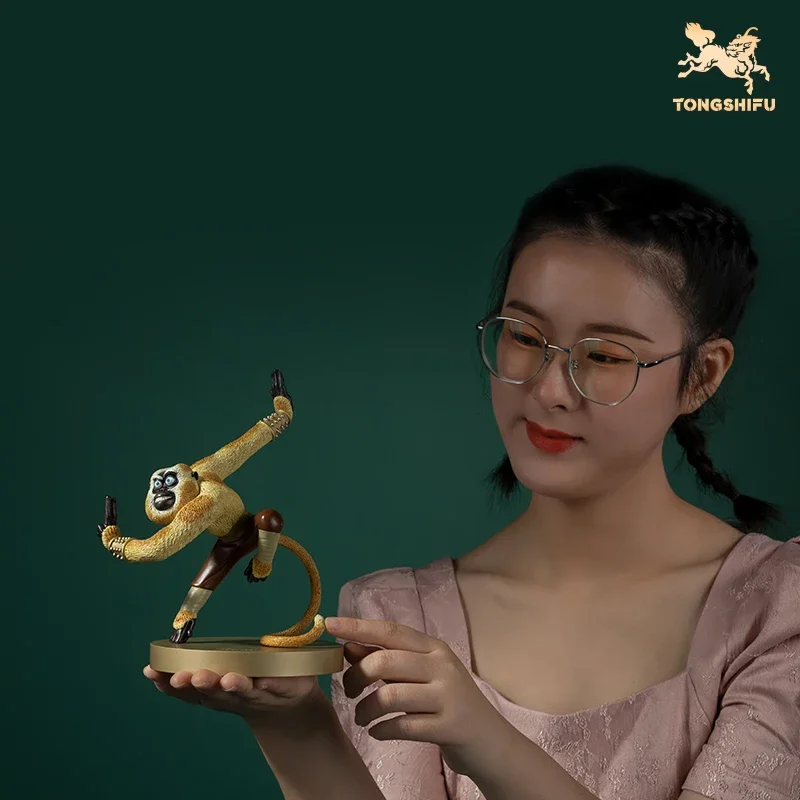銅工芸中国漫画映画カンフーパンダ動物置物マスターモンキー彫刻 - Tv Art And Craft のレビューと価格
