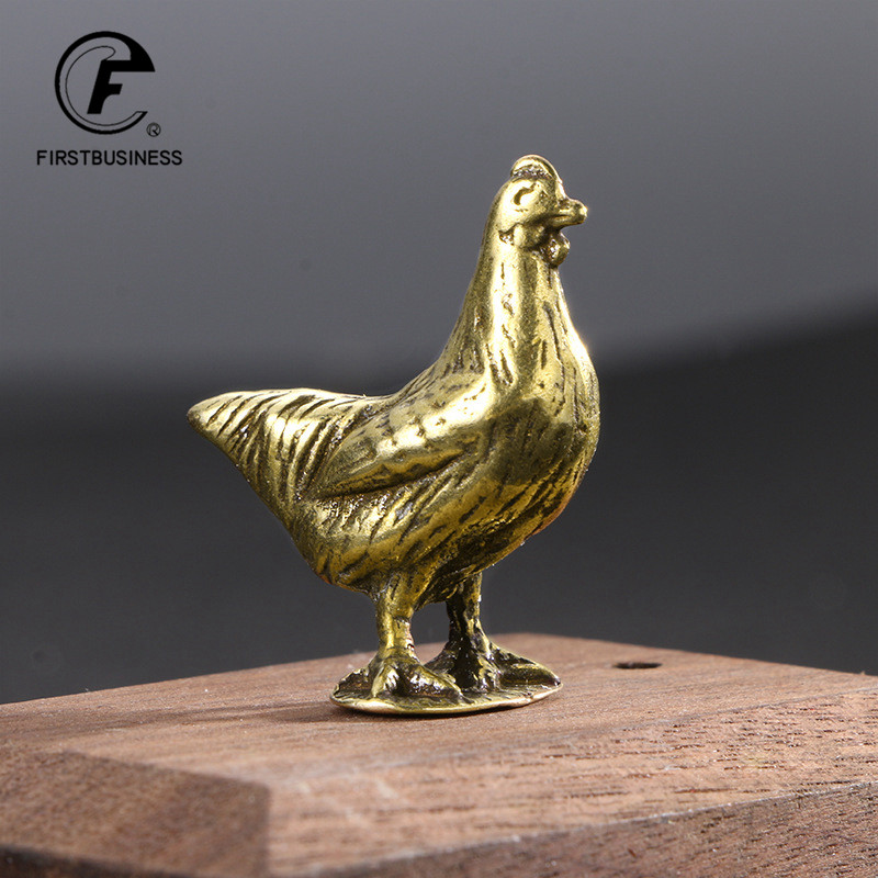 真鍮製の動物鶏の置物、ミニチュアティーペット、面白い鶏の工芸 - Tv Art And Craft のレビューと価格
